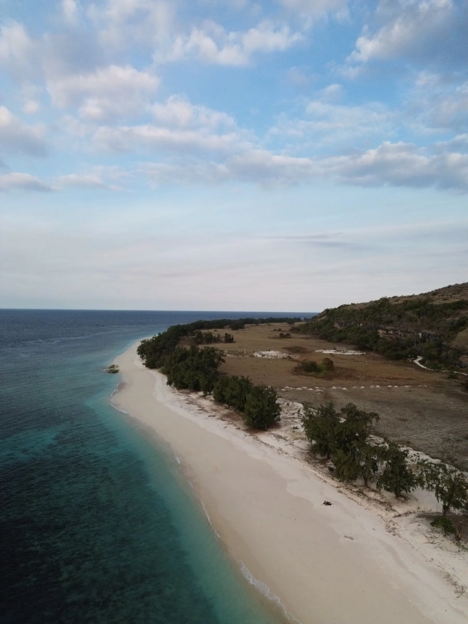 Sumba Diving Center — La Costa dall’Alto
